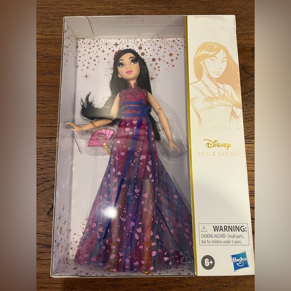 Disney Princess Style Series Mulan doll - Picture 4 of 6